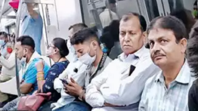 Covid-19: Large Section Of Commuters Violate Mask Mandate In Delhi ...