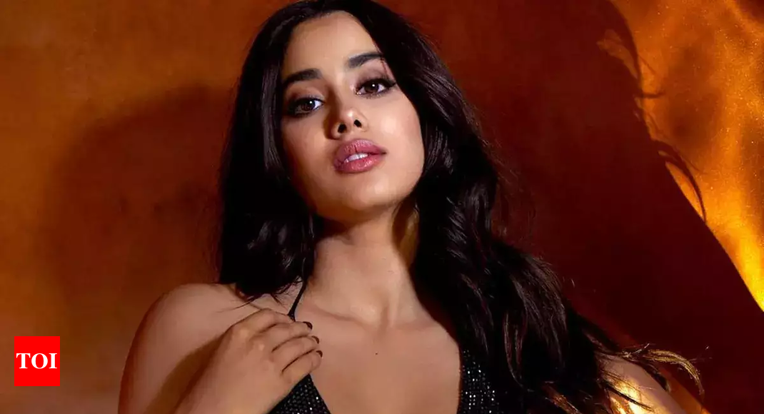 Janhvi Kapoor was advised to be ‘calculative’ to succeed in Bollywood; says she was asked to ‘post more about work on social media than yoga and party’ – Times of India