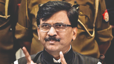 ‘Ek duje ke liye’ govt in Maharashtra, will end like film: Shiv Sena MP Sanjay Raut