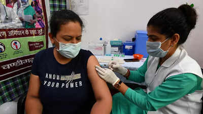 India crosses 200-crore Covid-19 vaccine doses mark