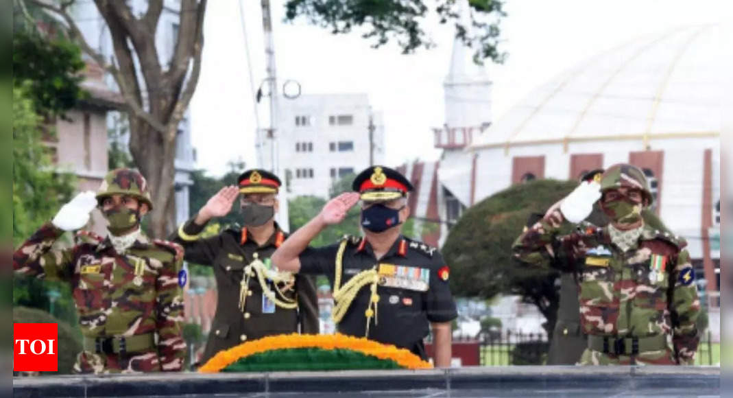 Indian Army chief receives Guard of Honour in Bangladesh | India News – Times of India