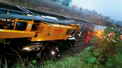 Gujarat: Train derails near Dahod, rail traffic hit
