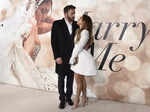 Dreamy wedding pictures of Jennifer Lopez and Ben Affleck from Vegas go viral!