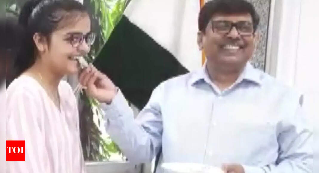 Live: CBSE announces Class 12 results, girls outperform boys by 3.29%