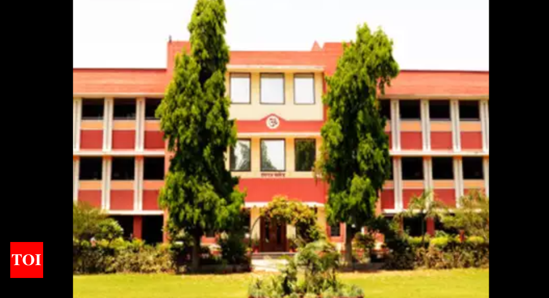 Delhi University’s Hansraj College Plans Fests As It Turns 75 | Delhi ...