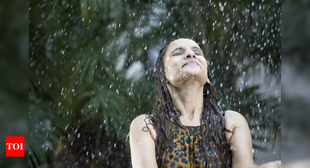 Protect your hair from monsoon damage