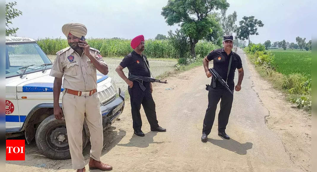 Fugitive sharpshooter duo behind Moose Wala murder shot dead in police operation near Pakistan border | India News – Times of India