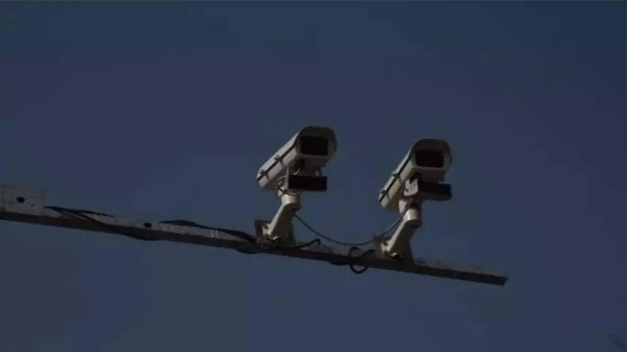 active traffic light cameras