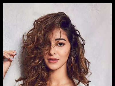 Ananya Panday's chic outfits