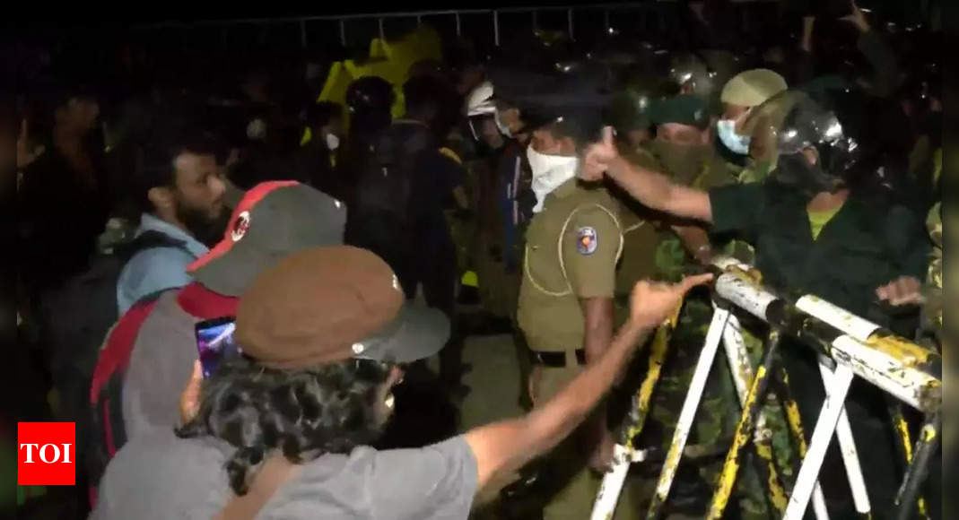 9 arrestations et 50 blessés lors d’une descente des forces de sécurité sri-lankaises dans un camp de protestation