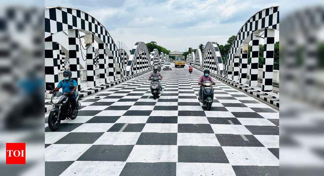 Watch: Tamil Nadu's Napier Bridge Painted Like A Chess Board Ahead of  Olympiad