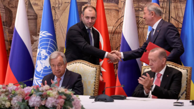 Ukraine, Russia sign deal to reopen grain export ports as war rages on