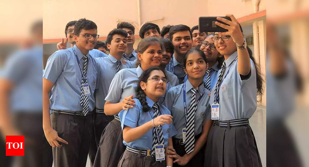 CBSE Class 10th toppers 2022: Mayank Yadav tops CBSE 10th with a perfect score of 500 – Times of India