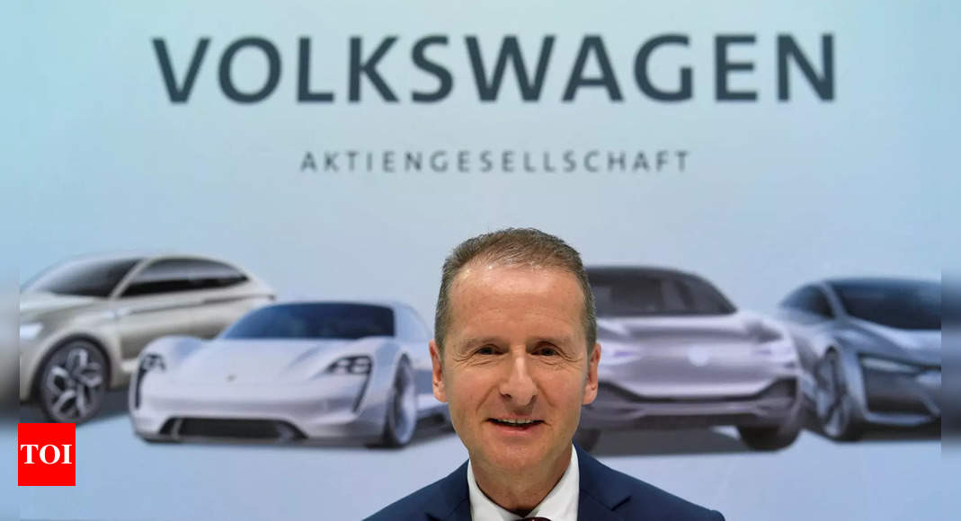 Volkswagen CEO, facing series of setbacks, will step down – Times of India