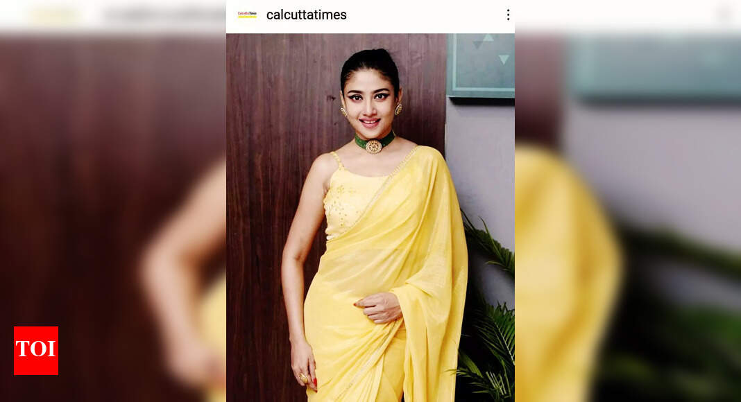 Debleena shows up at the trailer launch of her estranged husband ...