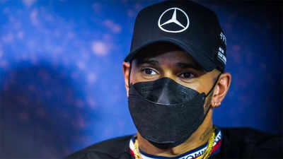 Hamilton admits Ferrari and Red Bull in 'place of their own'