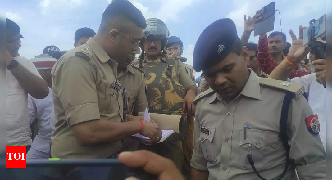 Uttar Pradesh Rs 15 crore property of jailed don Mukhtar’s brother and