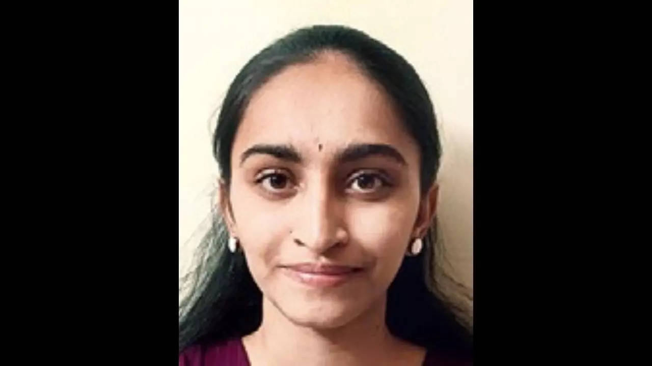 Hyderabad girl all-India 2nd; 2 from Andhra Pradesh too among toppers in  ISC exam | Hyderabad News - Times of India