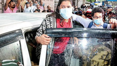 Fly Partha to AIIMS-Bhubaneswar for health scan, Calcutta high court tells Enforcement Directorate