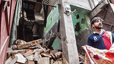 20-year-old dies in building collapse in NE Delhi, 3 hurt