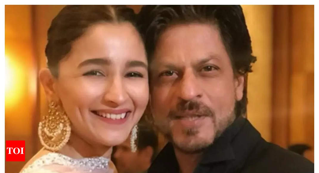 SRK said THIS to Alia after watching Darlings