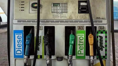 Check petrol and diesel price in Delhi, Mumbai, Chennai, Kolkata and other cities on July 26