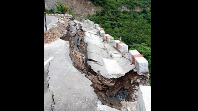 Uttarakhand: Rain washes away road in Doon Vihar