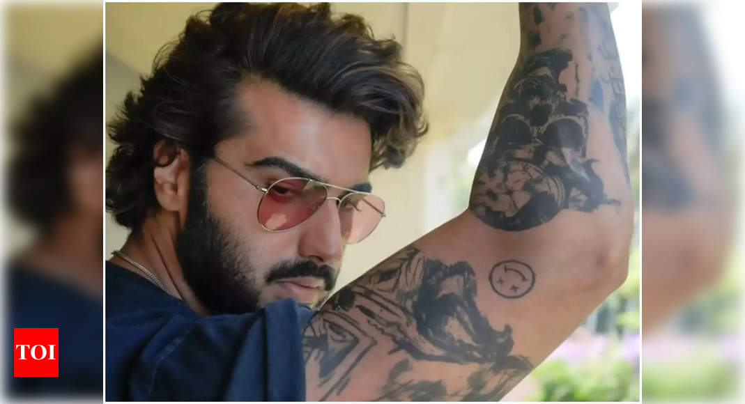 Mohit Hiranandani - Write my curses in cursive. 🤠 P.S. I DO NOT PROMOTE  SMOKING !! It's a picture. Let it just be about that. #orange #ripped  #instafit #tattoo #fashion #mensfashion | Facebook