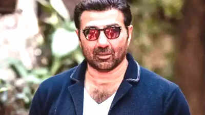 Sunny Deol is undergoing medical treatment in US; here's what happened to the actor