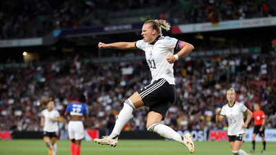 Alexandra Popp double sends Germany into Euro 2022 final