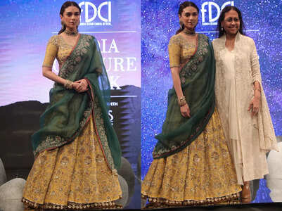 Anju Modi showcases poetry on ramp