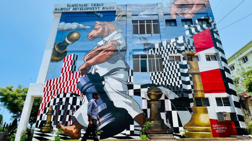 Mascot of the 44th Chess Olympiad painted