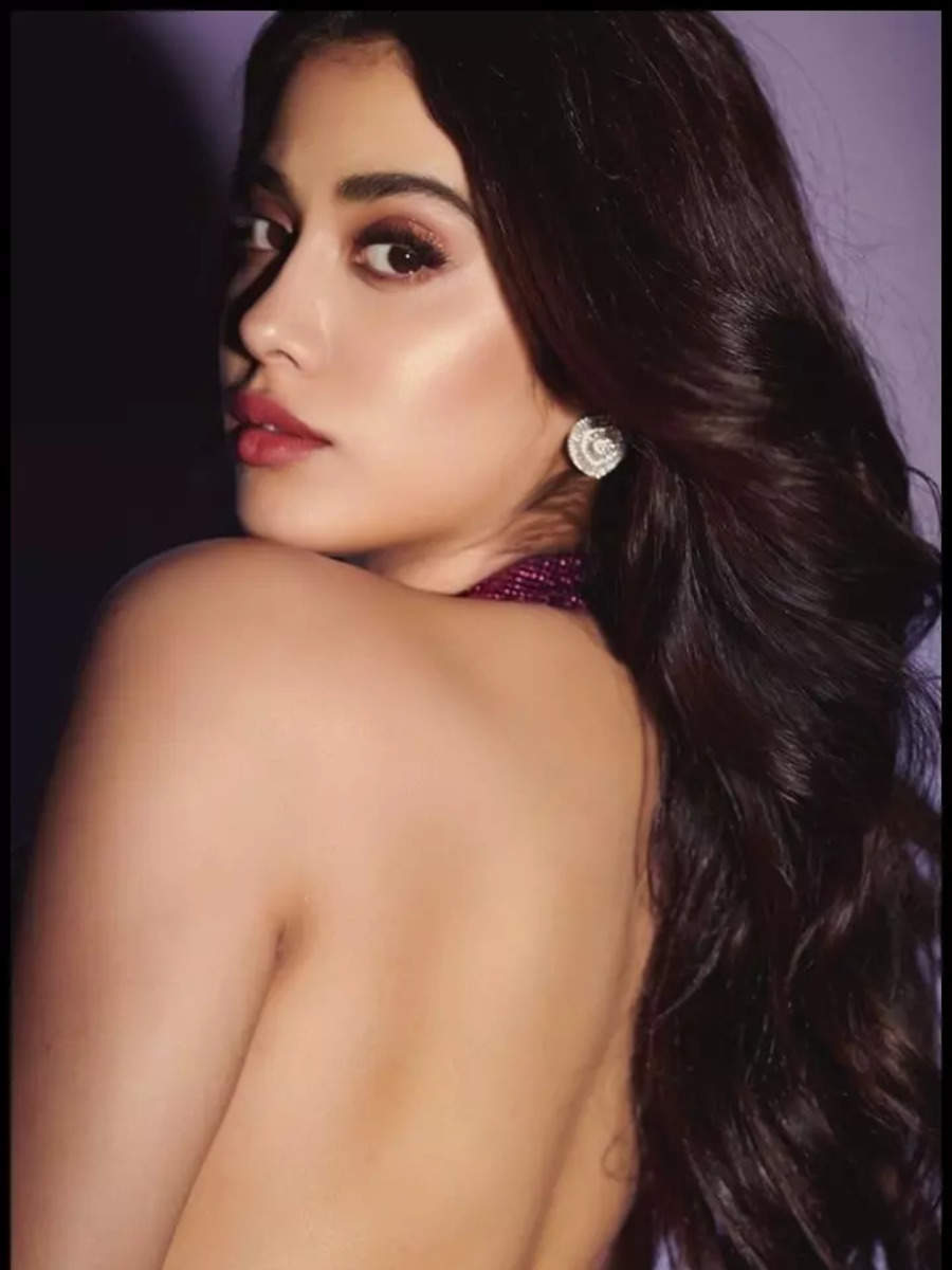 Janhvi Kapoor Beauty Secrets Of Good Luck Jerry Actress Janhvi Kapoor Times Of India