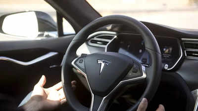 Another fatal crash involving Tesla Autopilot reported in Utah, probe ordered
