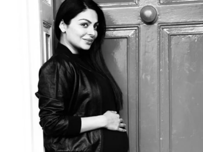 Neeru Bajwa not pregnant in real life, just in reel life | Punjabi Movie  News - Times of India