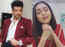 Karan Kundrra reacts to girlfriend Tejasswi Prakash singing 'Jiya Lage Na' in her beautiful voice; watch video