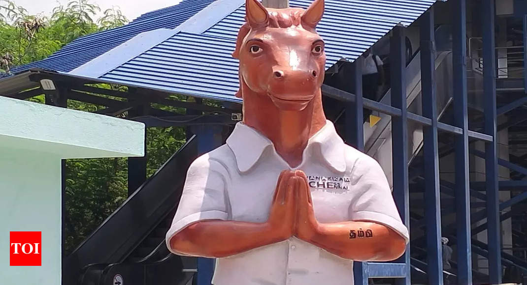 The mascot for the 2022 Chess Olympiad in Chennai, India. : r/AnarchyChess