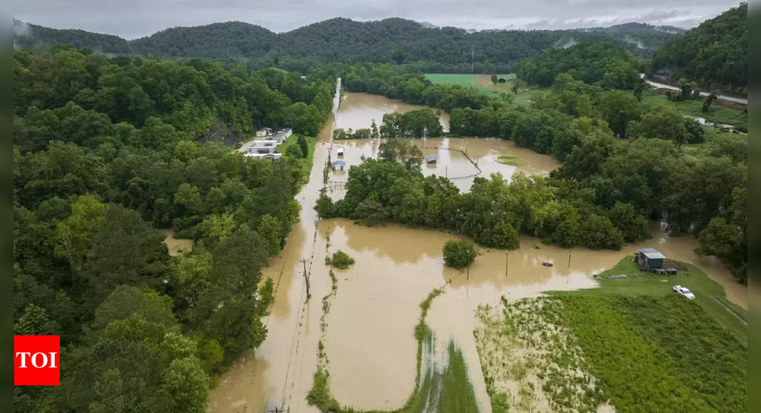 Kentucky floods kill 8, more deaths expected, governor says – Times of India