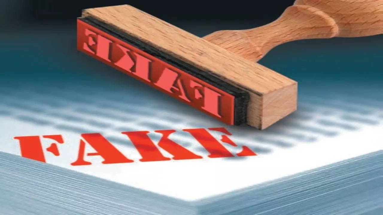 Fake education certificates racket busted in Hyderabad, 1 1 held |  Hyderabad News - Times of India