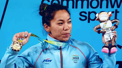 Mirabai Chanu defends 49kg title, gives India first gold of CWG 2022