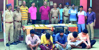 Trichy cops bust fake note racket