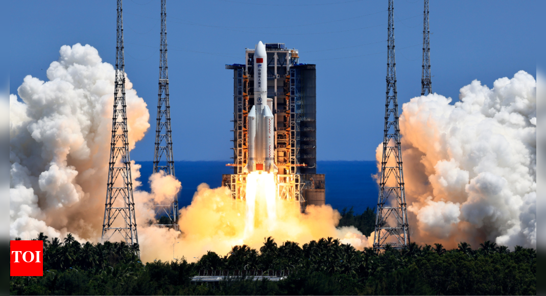 Chinese language language rocket falls to Earth, Nasa says Beijing didn’t share knowledge – Cases of India