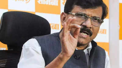 Admit that you revolted to save yourself from probe agencies, stop maligning Hindutva: Sanjay Raut to Shiv Sena rebels