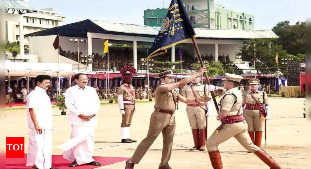 president-s-colours-presented-to-tamil-nadu-police-chennai-news