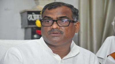 Akhilesh Yadav unable to digest UP's law & order situation: Minister Girish Chandra Yadav