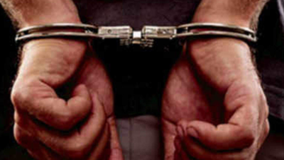 Mumbai: Man molests minor, arrested