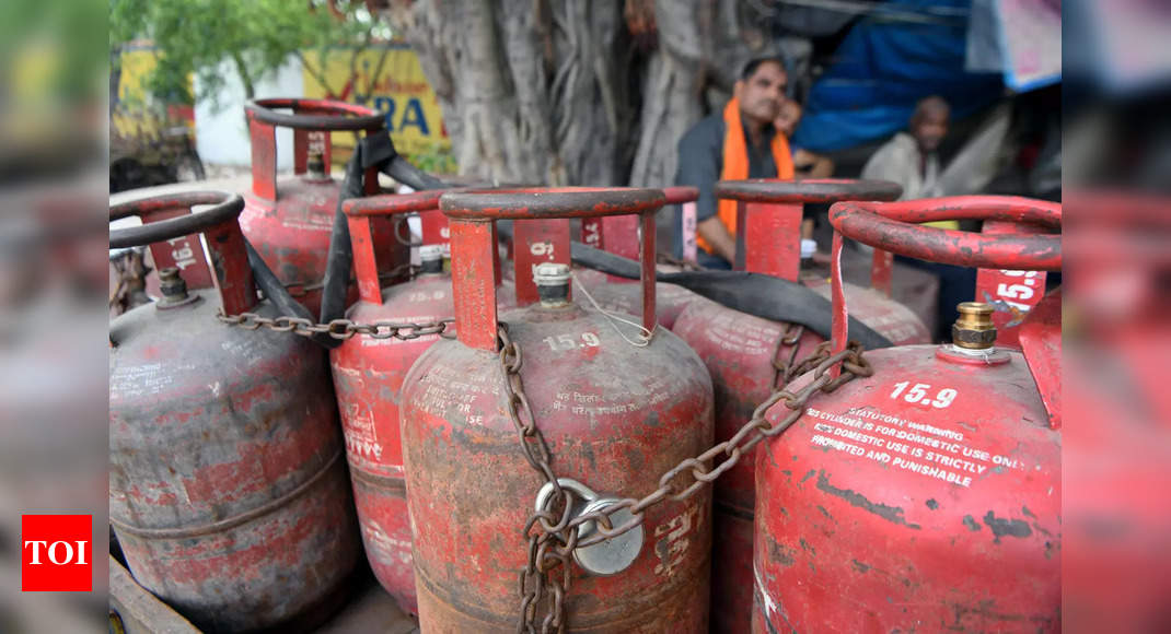 Commercial LPG cylinder prices slashed by Rs 36, domestic unchanged – Times of India