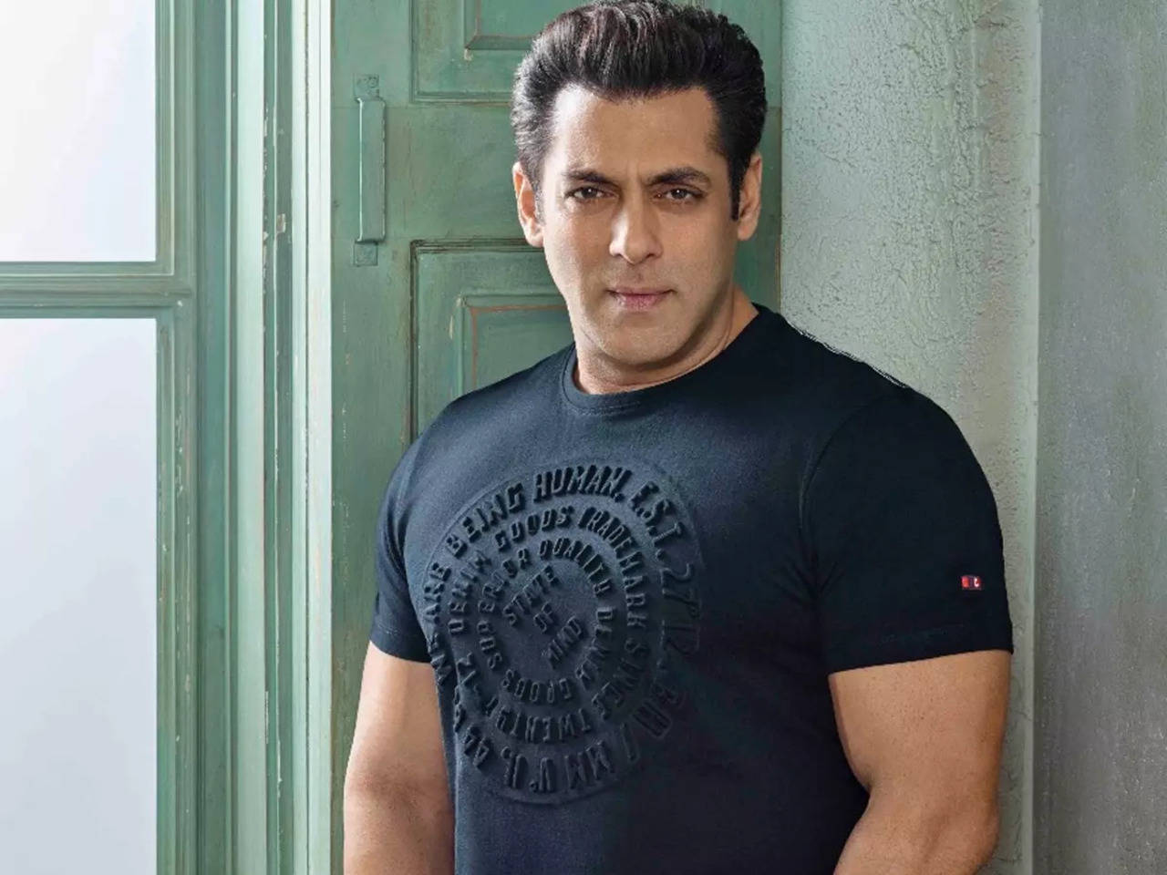 Salman Khan Meets Mumbai CP Over Death Threat Letter, Seeks Permission For  Weapon License - News18