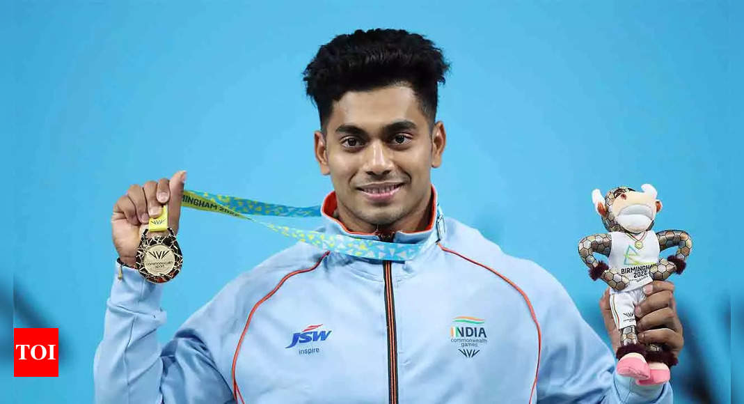 CWG 2022: From tailoring to lifting weights, Achinta Sheuli scripts his own success story | Commonwealth Games 2022 News – Times of India