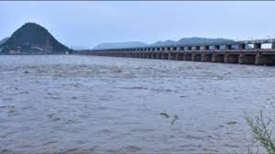 Floodwater from the Godavari into sea sets new record in July
